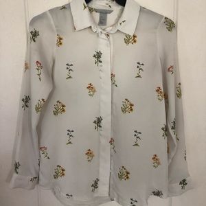 White floral button down top